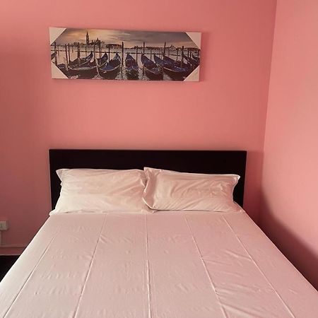 מסטרה Venice Night 13 Family Room מראה חיצוני תמונה